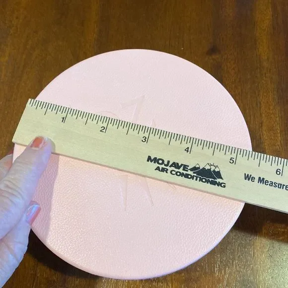 Pandora 20th Anniversary Pink Jewelry Box - Picture 7 of 8